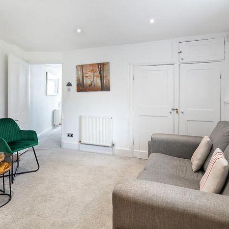 Castle Properties: The Duchess, 3 Bed Family Cottage Windsor Exterior photo