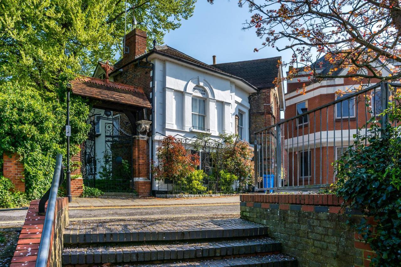 Castle Properties: The Duchess, 3 Bed Family Cottage Windsor Exterior photo