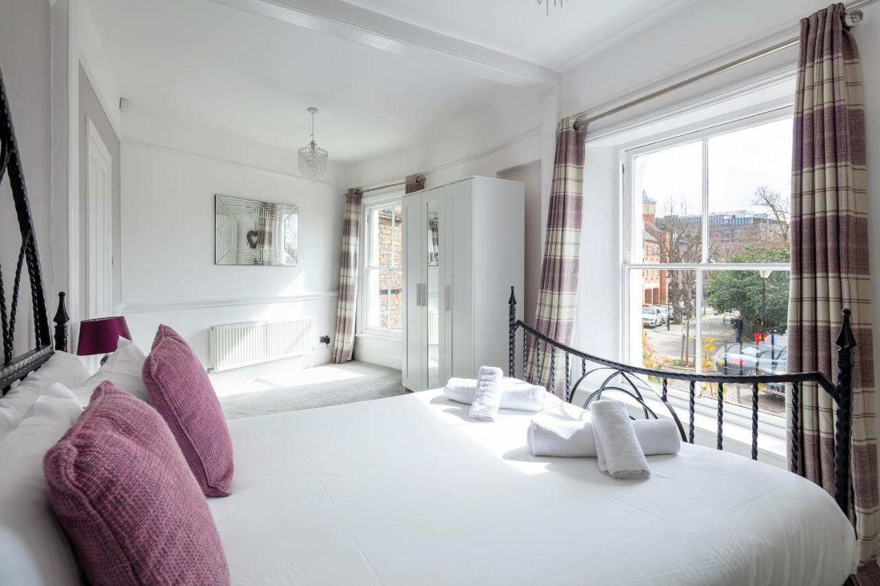Castle Properties: The Duchess, 3 Bed Family Cottage Windsor Exterior photo