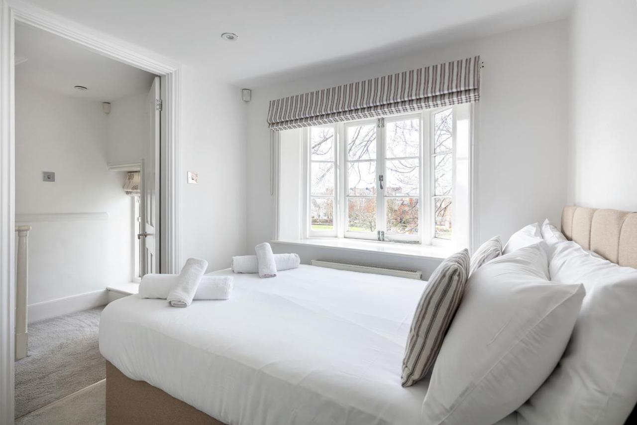 Castle Properties: The Duchess, 3 Bed Family Cottage Windsor Exterior photo