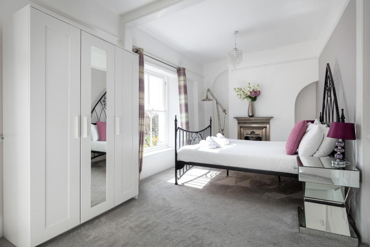 Castle Properties: The Duchess, 3 Bed Family Cottage Windsor Exterior photo